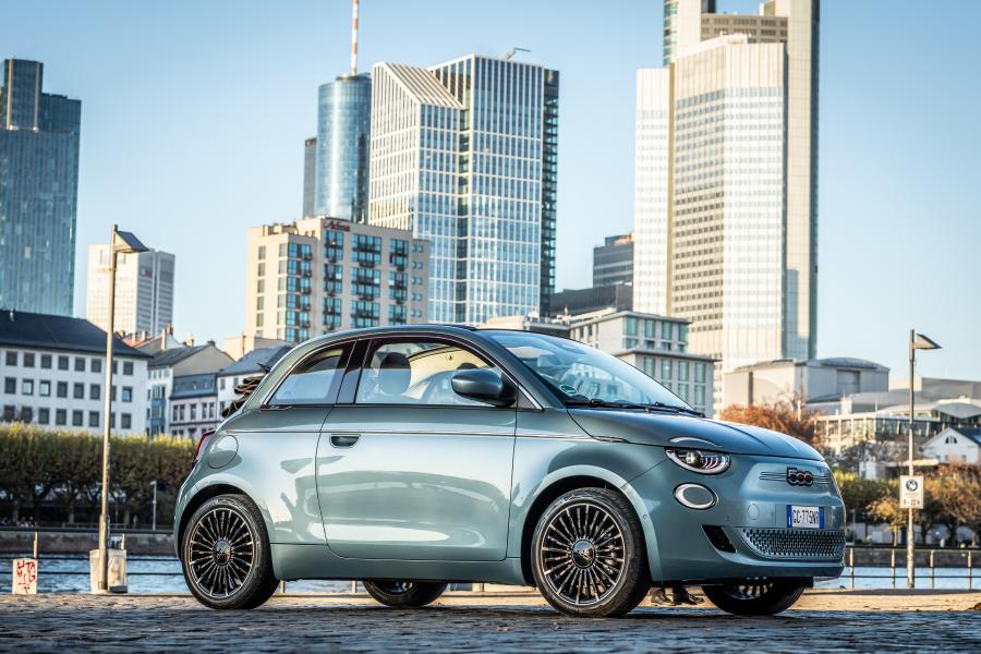  Fiat 500 Cabrio (332) 2020 года  (фото 15 из 25)
